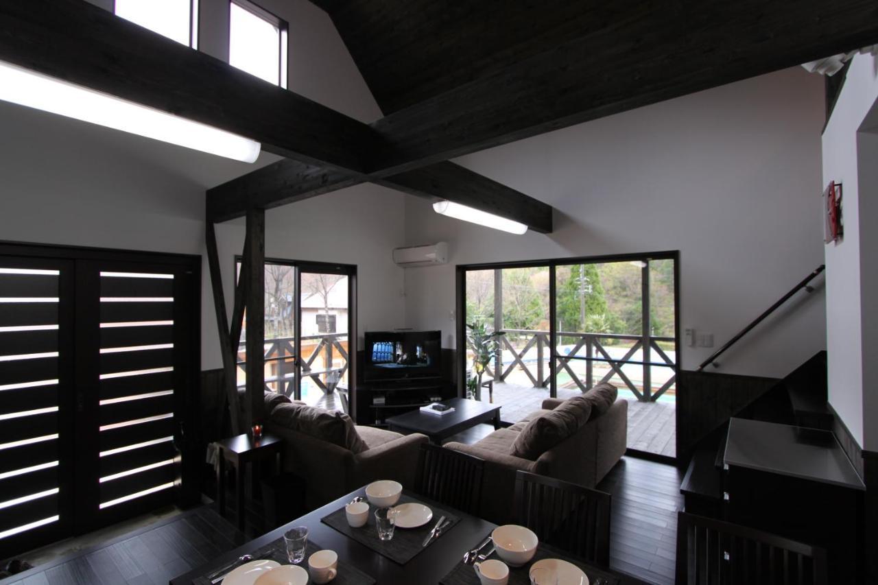 るり渓清流台z-5-6号棟 Vila Nantan city Exterior foto